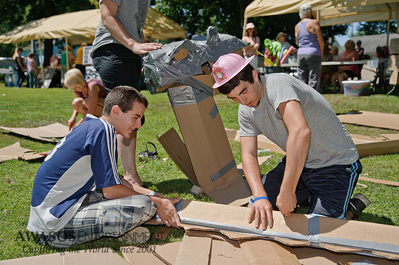 CardBoardBoats-1